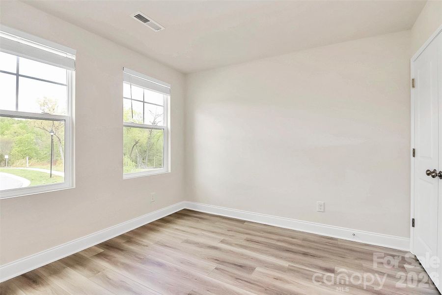 Spacious, unfurnished interior of a new home in , Monroe (Image 35).