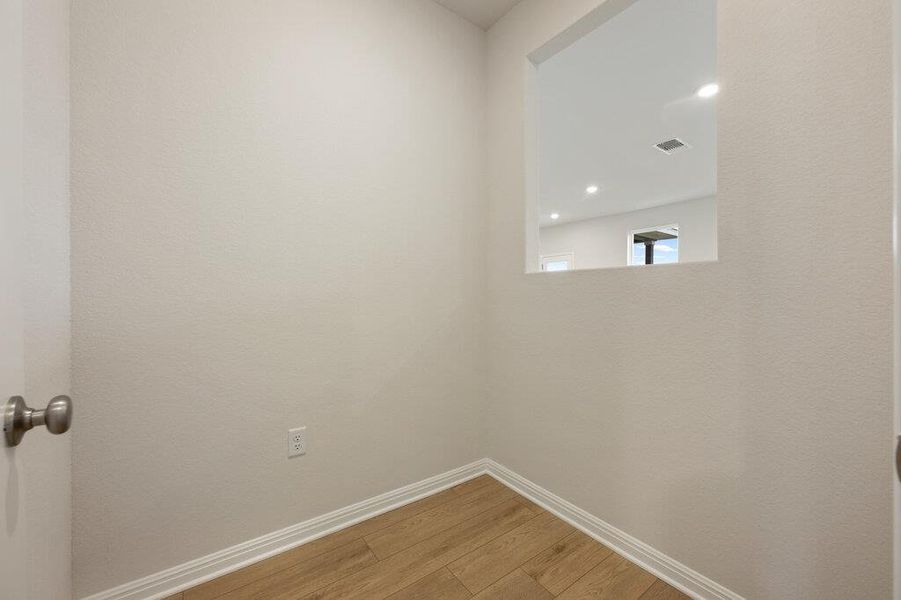 Spacious, unfurnished interior of a new home in Covered Bridge, Hutto (Image 23).