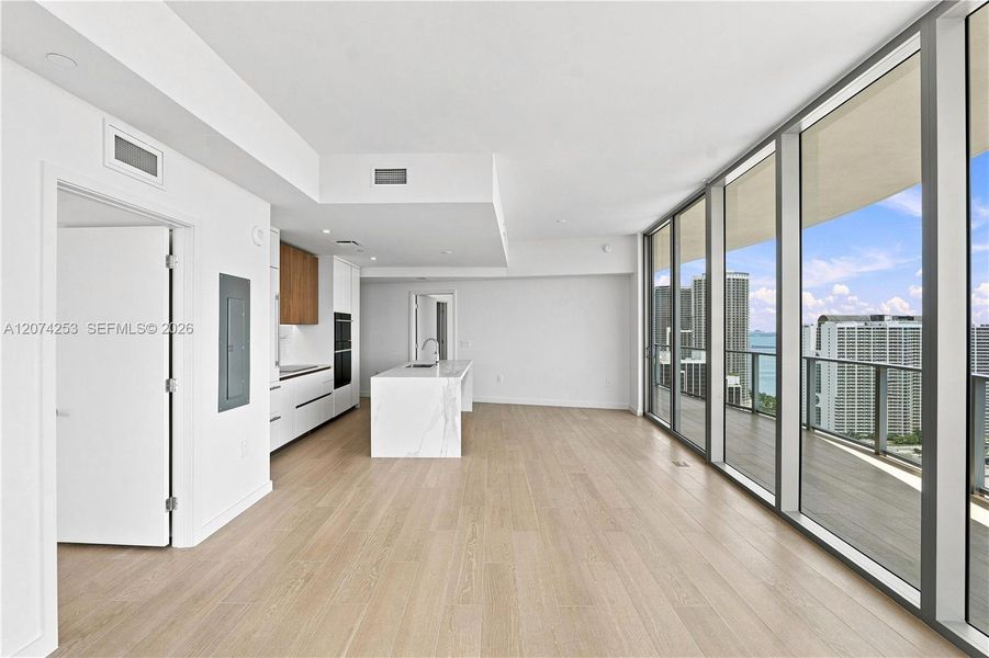 Living/Dining Area