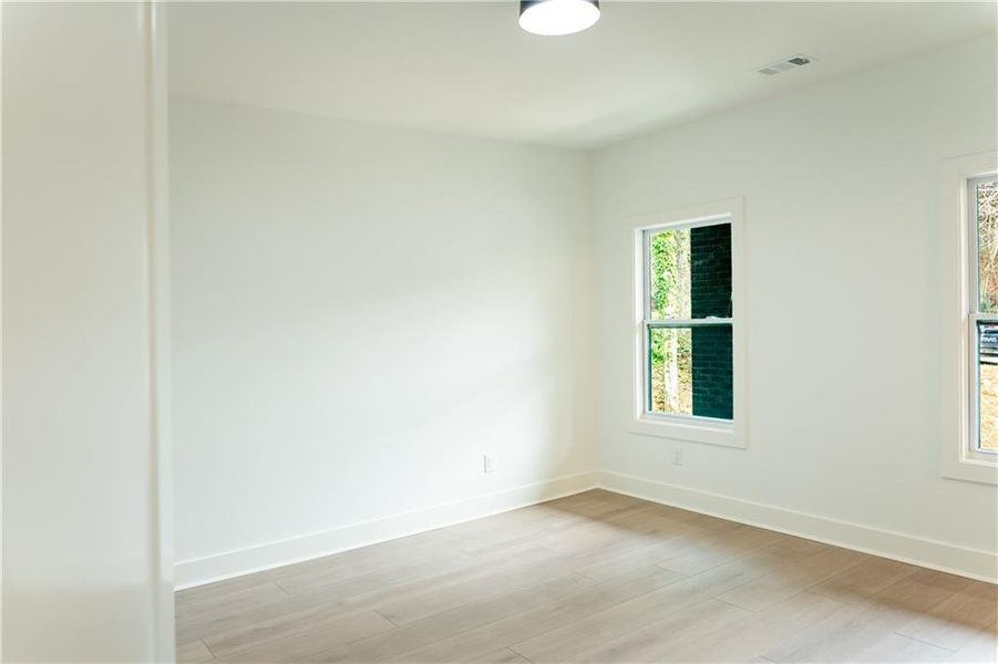 Spacious, unfurnished interior of a new home in , Atlanta (Image 54).