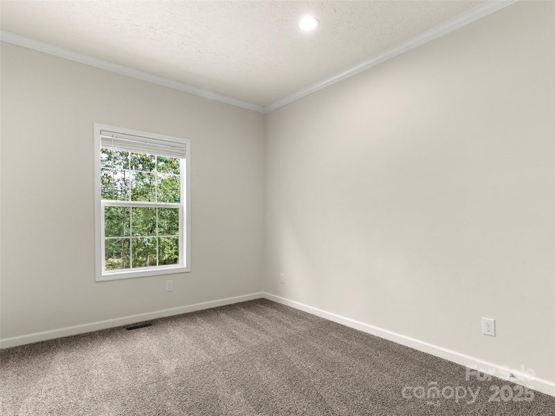 Spacious, unfurnished interior of a new home in , Hendersonville (Image 11).