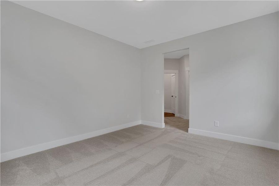Spacious, unfurnished interior of a new home in Arbor West, Dawsonville (Image 21).