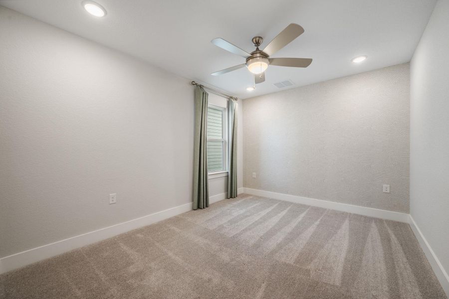Spacious, unfurnished interior of a new home in Sarah's Creek, Pflugerville (Image 18). Spacious, unfurnished interior of a new home in Sarah's Creek, Pflugerville (Image 18).