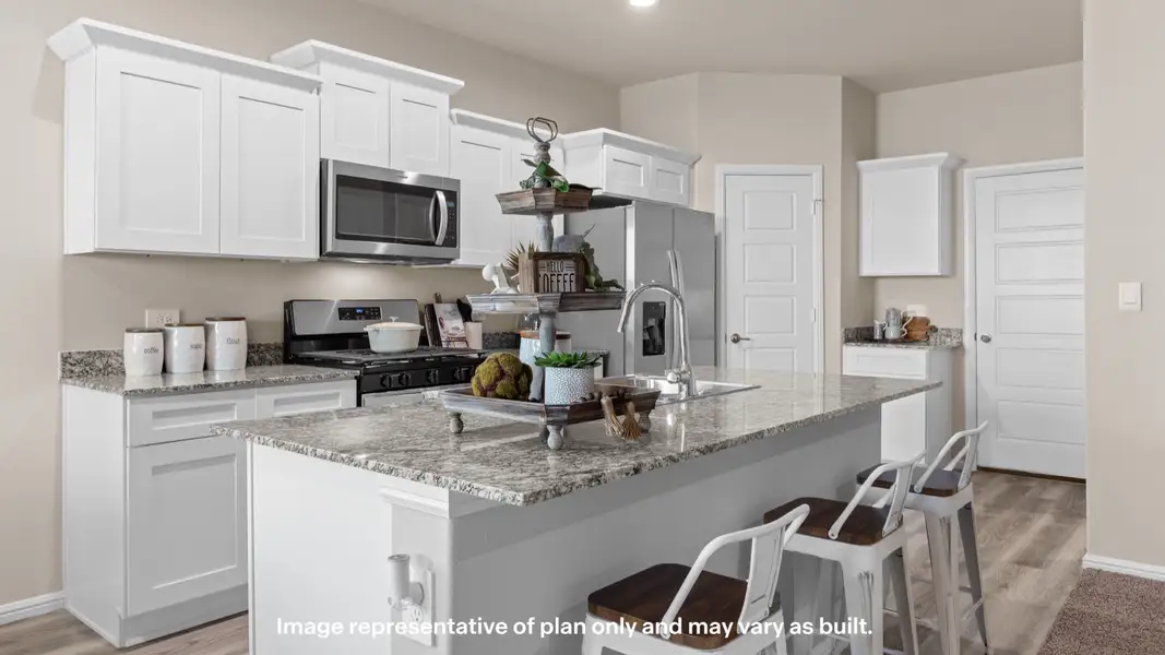 Representative furnished interior of a home built from the Oxford by D.R. Horton in Legacy South, Midland (Image 4). Representative furnished interior of a home built from the Oxford by D.R. Horton in Legacy South, Midland (Image 4).