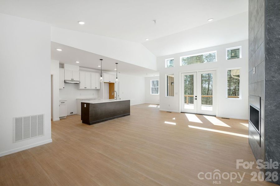 Spacious, unfurnished interior of a new home in , Flat Rock (Image 20).