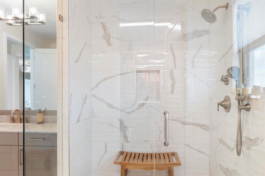 Master Bath 1 Master Bath 1