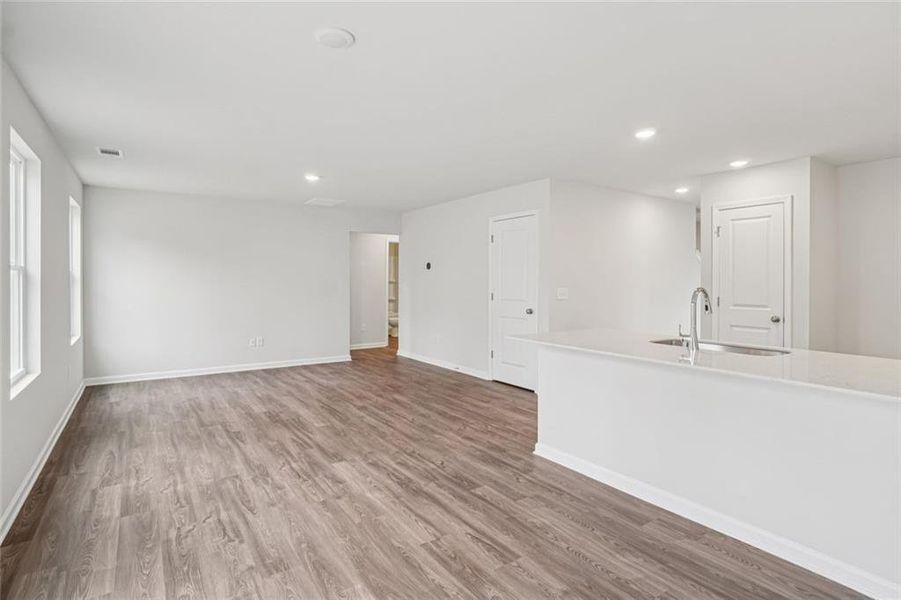 Spacious, unfurnished interior of a new home in Liberty Pointe, Villa Rica (Image 19).