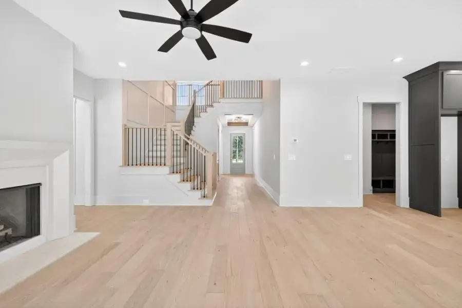 Spacious, unfurnished interior of a new home in The Manors, Jefferson (Image 46).