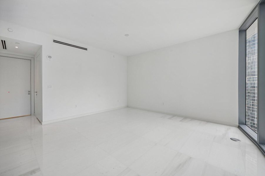 Biscayne Blvd Way 1907-021