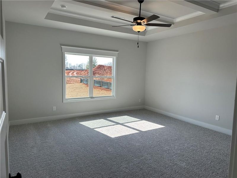 Spacious, unfurnished interior of a new home in Rosewood Lake Preserve, Hoschton (Image 13).