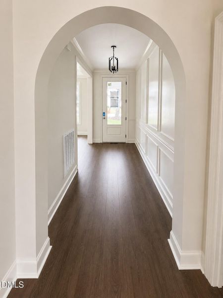 318 Foyer
