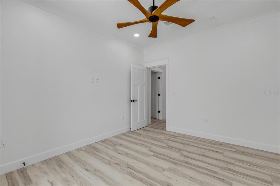 Spacious, unfurnished interior of a new home in , New Smyrna Beach (Image 73).