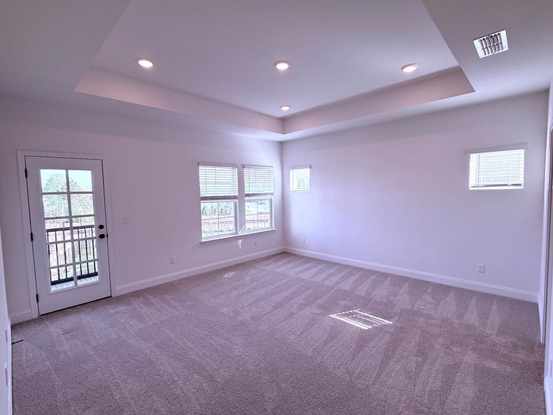 Spacious, unfurnished interior of a new home in Promenade at Clari Park, Murfreesboro (Image 18).