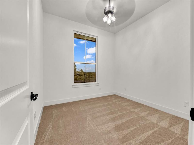 Spacious, unfurnished interior of a new home in , Weatherford (Image 37).