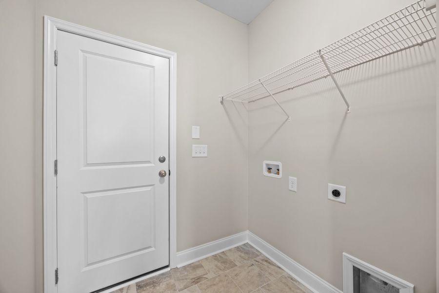 Spacious, unfurnished interior of a new home in Arbor Hills South II, Greenville (Image 31).