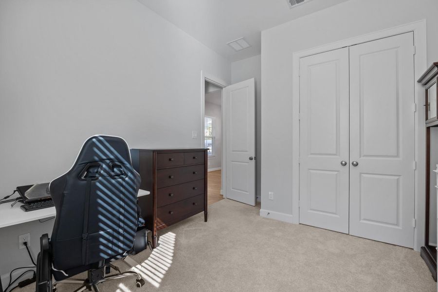 Third Bedroom can be study/office