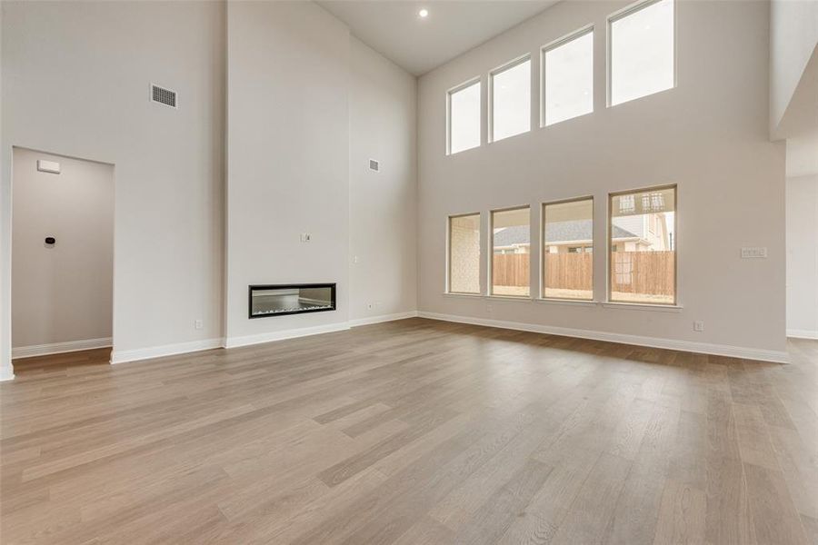 Spacious, unfurnished interior of a new home in Sutton Fields, Celina (Image 29).