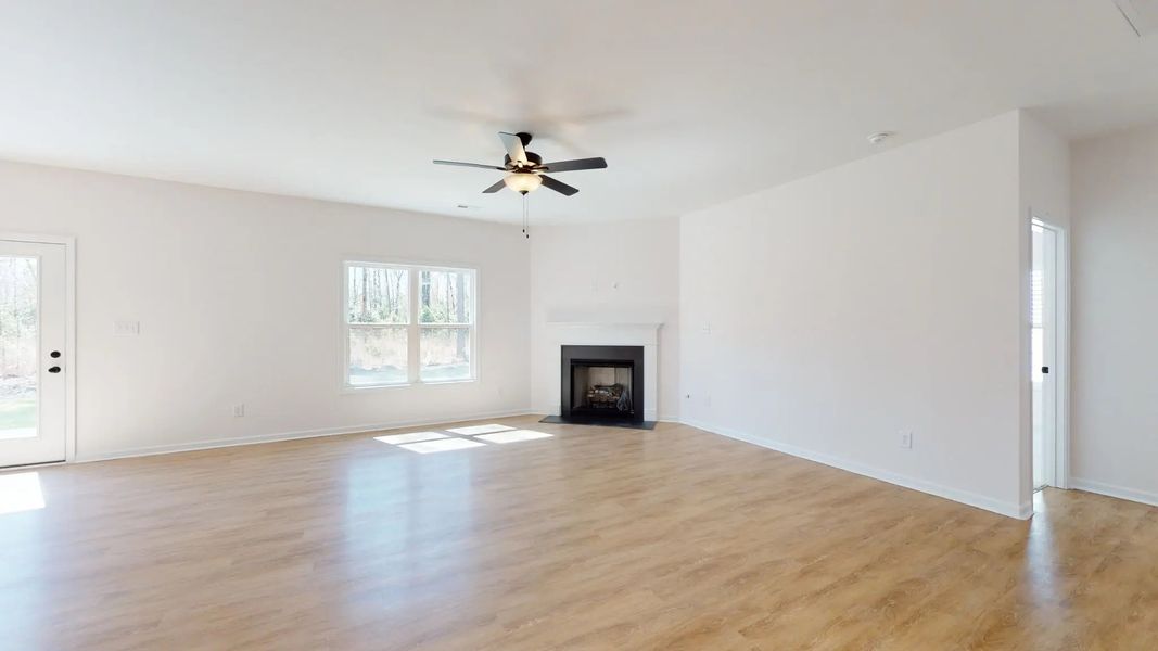 Representative unfurnished interior of a home built from the Catherine A by JC Jackson Homes,LLC in Heritage Pointe, Newport (Image 25).