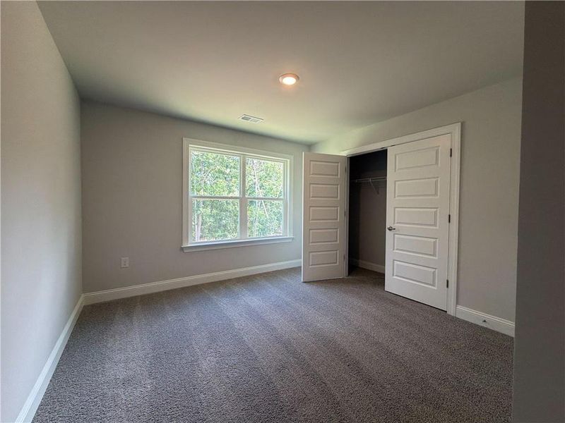 Spacious, unfurnished interior of a new home in Tuscany Hills, Douglasville (Image 36).