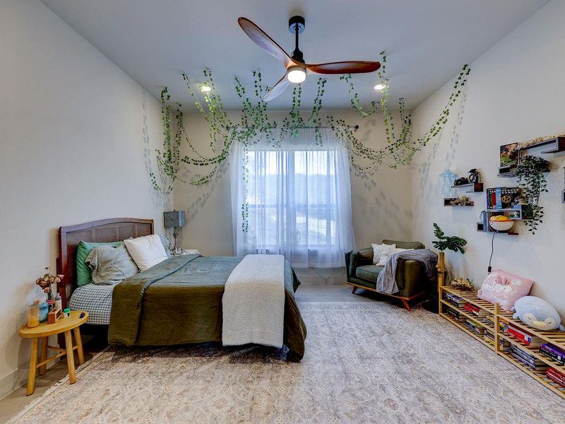 Furnished interior view inside a new home in , Bertram (Image 27).