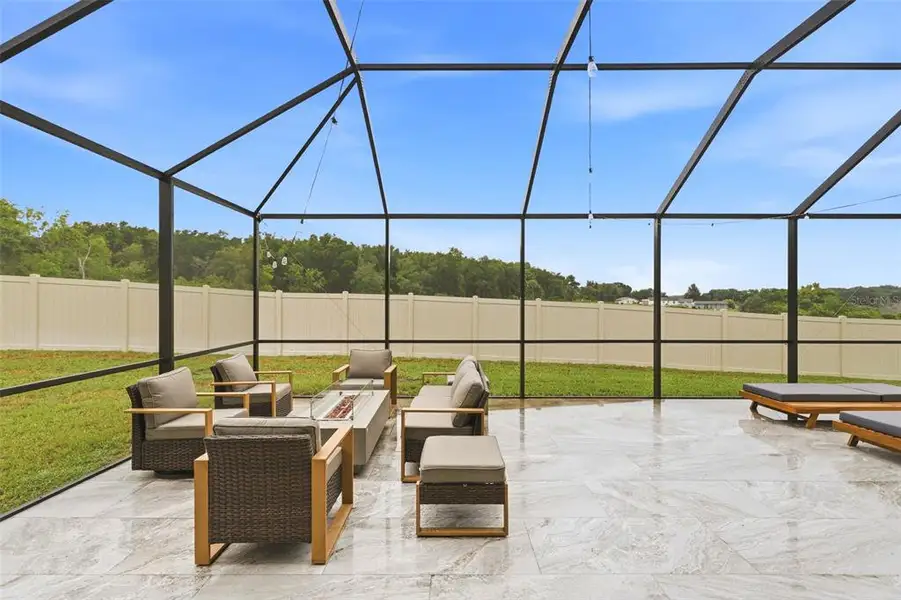Exterior details and patio area of a home in , Apopka (Image 24).