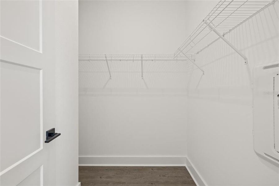 Spacious, unfurnished interior of a new home in Alante, St. Petersburg (Image 19).