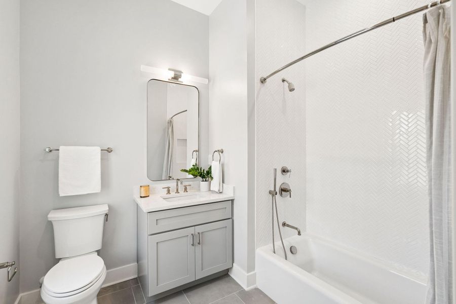 Furnished interior view inside a new home in , Charleston (Image 13).