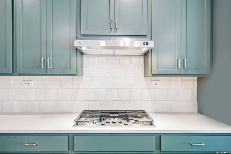 Close-up of interior finishes inside a home in Weston Oaks, San Antonio (Image 16).