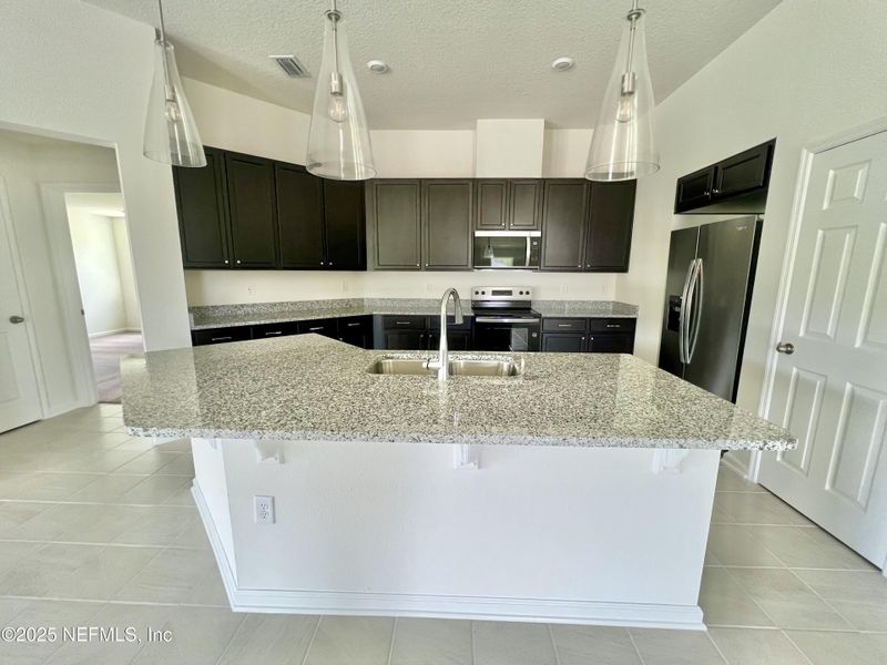 Image 11 of a home in Bellbrooke. Image 11 of a home in Bellbrooke.