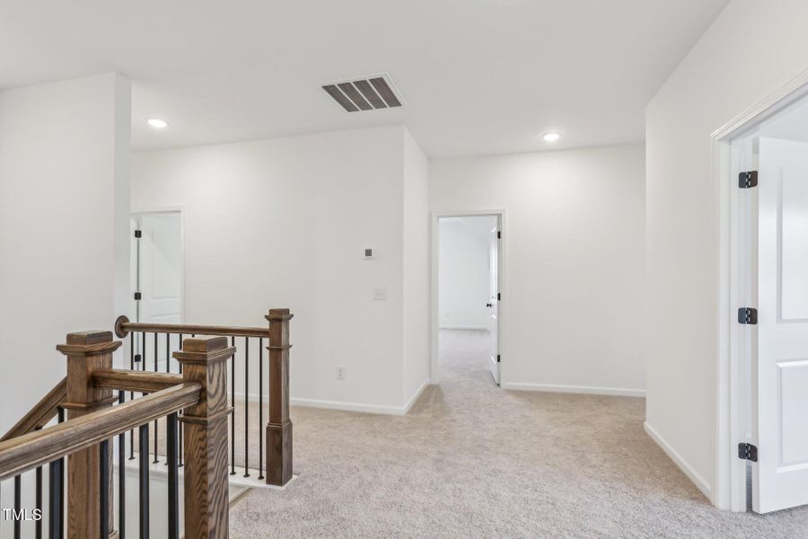 24-web-or-mls-Oakfields 1-024