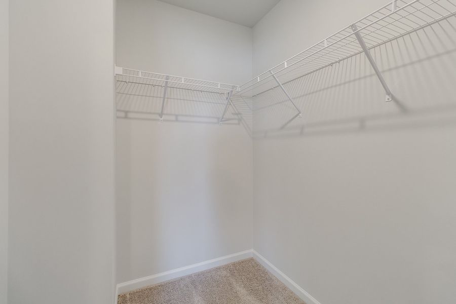 Spacious, unfurnished interior of a new home in Winston Point, Gilbert (Image 33). Spacious, unfurnished interior of a new home in Winston Point, Gilbert (Image 33).