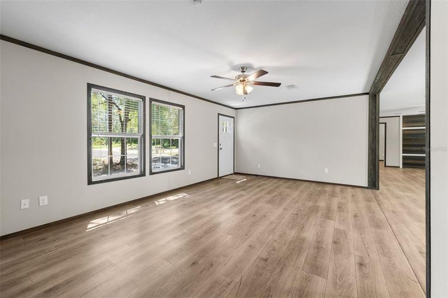 Spacious, unfurnished interior of a new home in , Dunnellon (Image 26).
