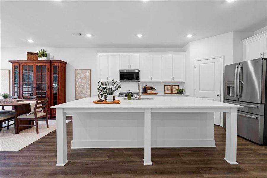 Furnished interior view inside a new home in Candleberry Place, Sharpsburg (Image 9).