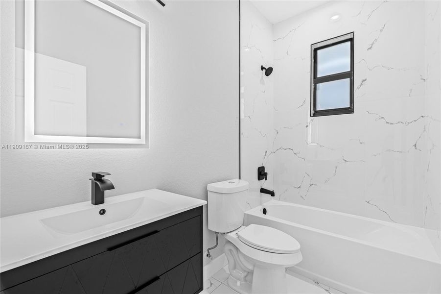 Furnished interior view inside a new home in , Cape Coral (Image 11). Furnished interior view inside a new home in , Cape Coral (Image 11).