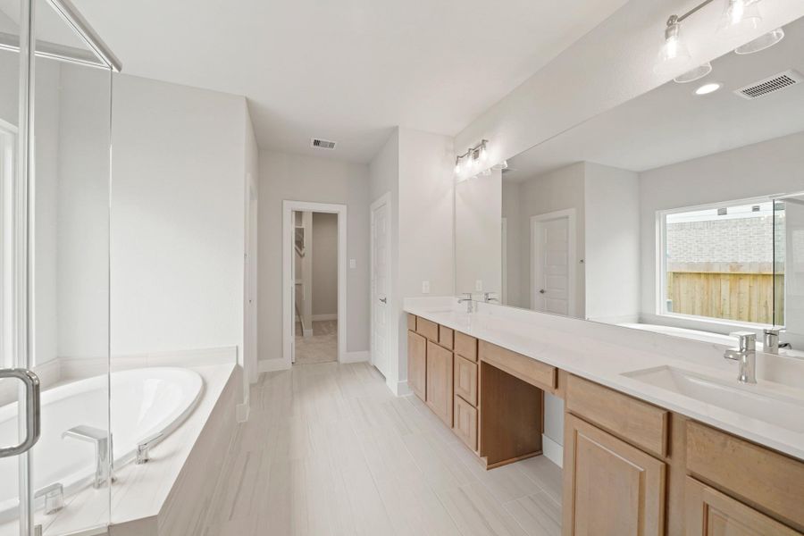 Image 27 of a home in Barton Creek Ranch. Image 27 of a home in Barton Creek Ranch.