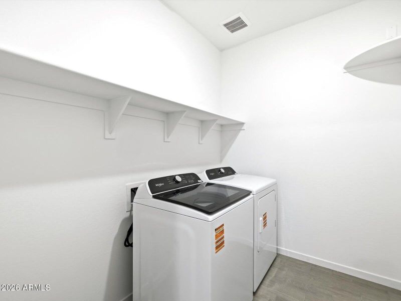 Included Washer & Dryer Included Washer & Dryer