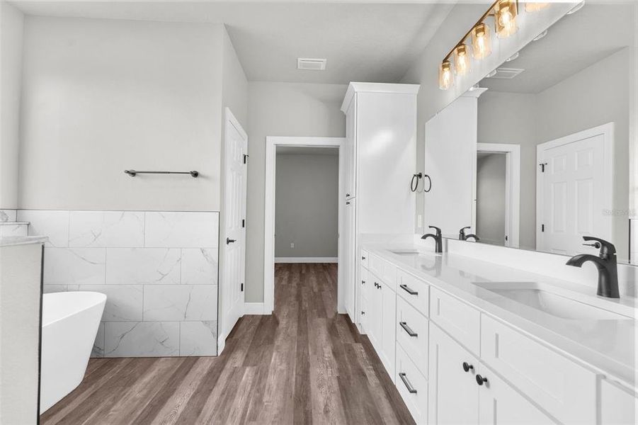 Furnished interior view inside a new home in , Weeki Wachee (Image 9).