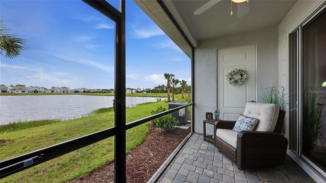 Exterior details and patio area of a home in , Sarasota (Image 3).