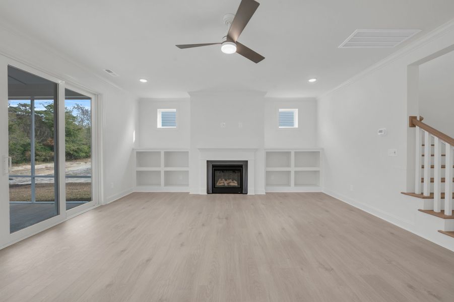Representative unfurnished interior of a home built from the The Hampton by RobuckHomes in Windwater, Hampstead (Image 21).