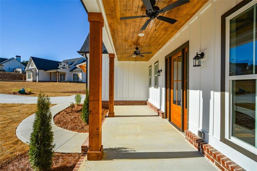 Exterior details and patio area of a home in , Jasper (Image 18).