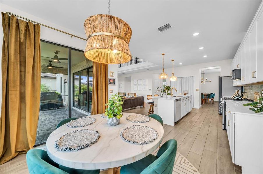 Furnished interior view inside a new home in , Lakewood Ranch (Image 38).