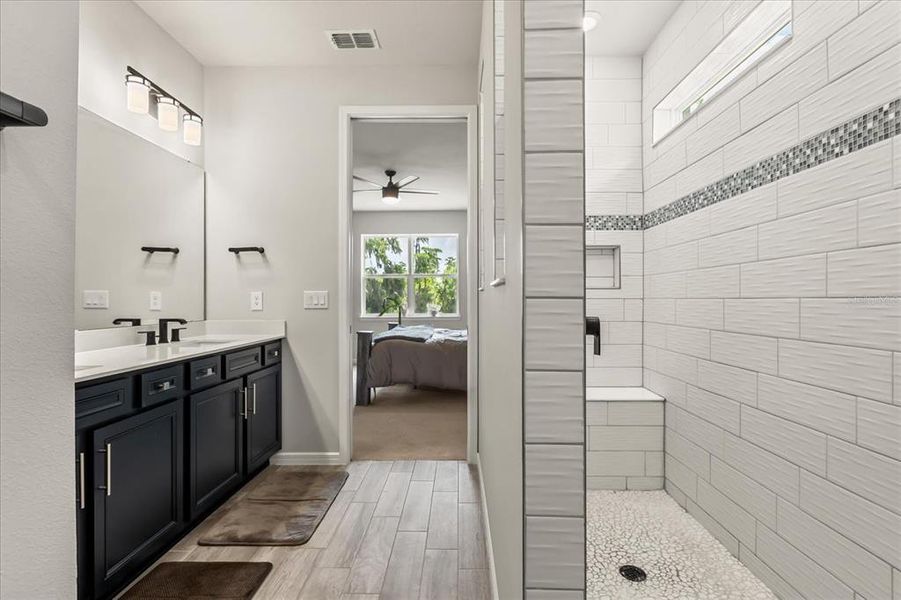 Furnished interior view inside a new home in , Clermont (Image 29). Furnished interior view inside a new home in , Clermont (Image 29).