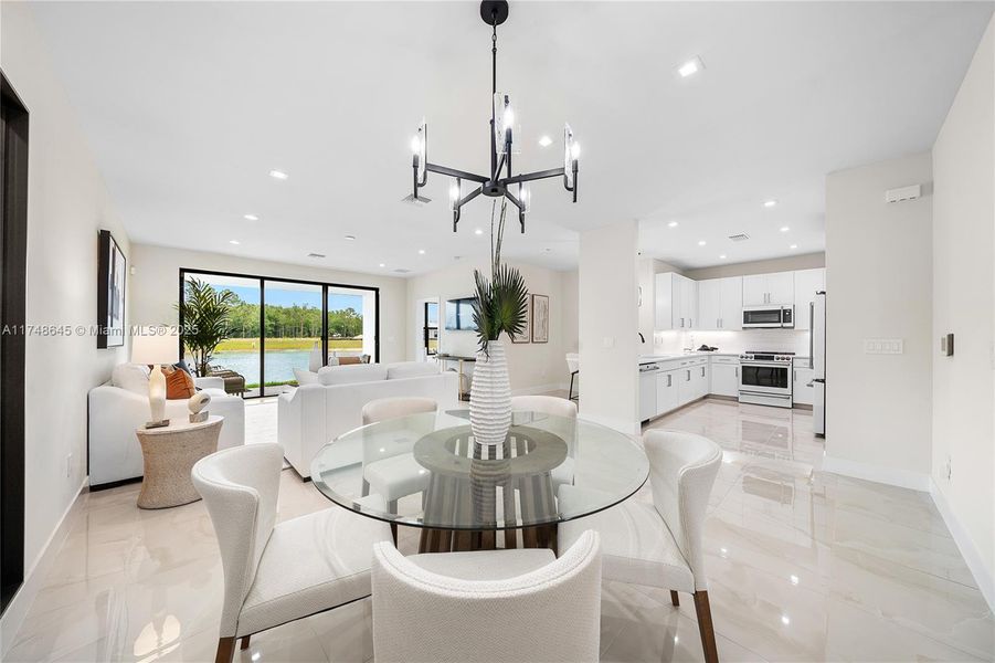 Spacious, unfurnished interior of a new home in , Fort Myers (Image 30).