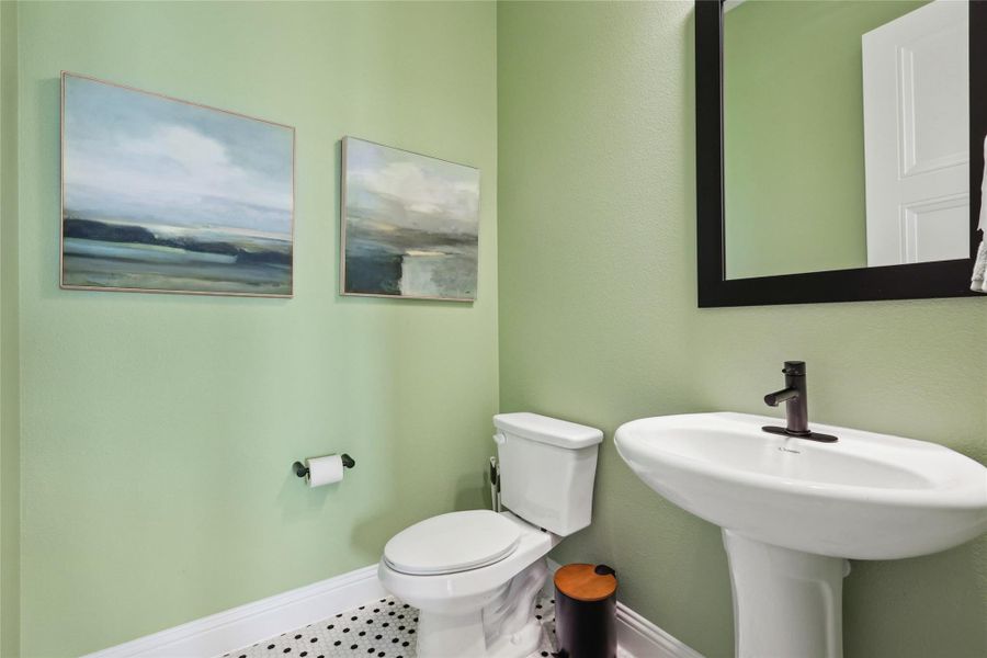 Model home photos of similar floorplans, not pictures of actual home. Model home photos of similar floorplans, not pictures of actual home.