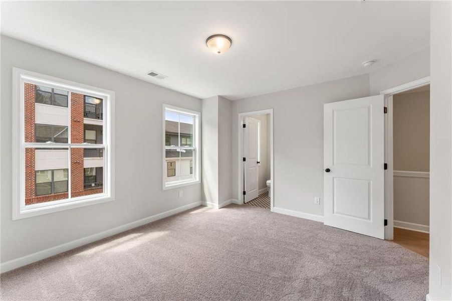 Spacious, unfurnished interior of a new home in Townes at South Main, Kennesaw (Image 25).
