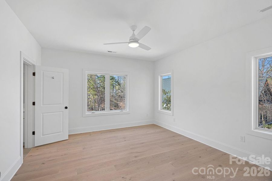 Spacious, unfurnished interior of a new home in , Mooresville (Image 19).