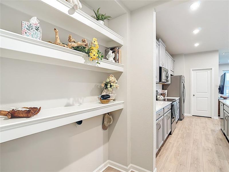 Furnished interior view inside a new home in , Lutz (Image 35).