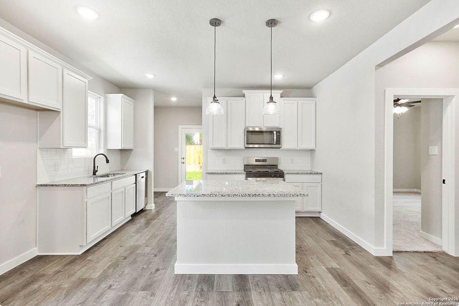 Furnished interior view inside a new home in Fairway Crossing 40s, San Antonio (Image 6). Furnished interior view inside a new home in Fairway Crossing 40s, San Antonio (Image 6).