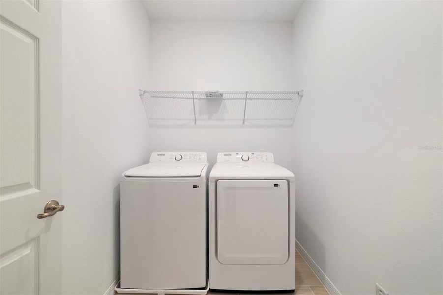 Furnished interior view inside a new home in Cypress Bluff, Groveland (Image 3). Furnished interior view inside a new home in Cypress Bluff, Groveland (Image 3).