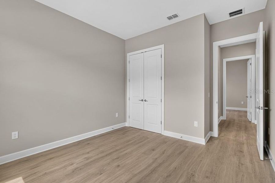 Spacious, unfurnished interior of a new home in Center Lake Ranch Community Group Page, St. Cloud (Image 31).